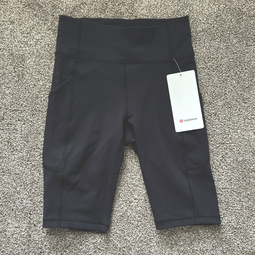 Lululemon invigorate short
